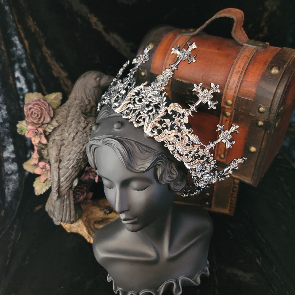 Regal Empress Mini Crown
